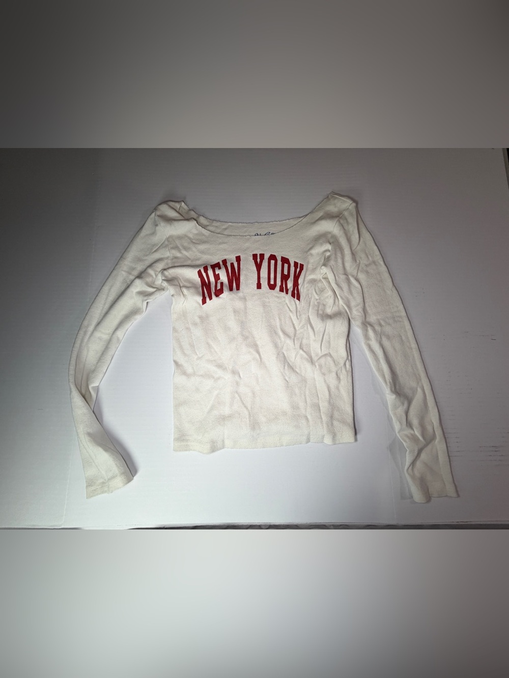 Brandy Melville John Galt White Long-Sleeve "NEW YORK" Tee with Red Print